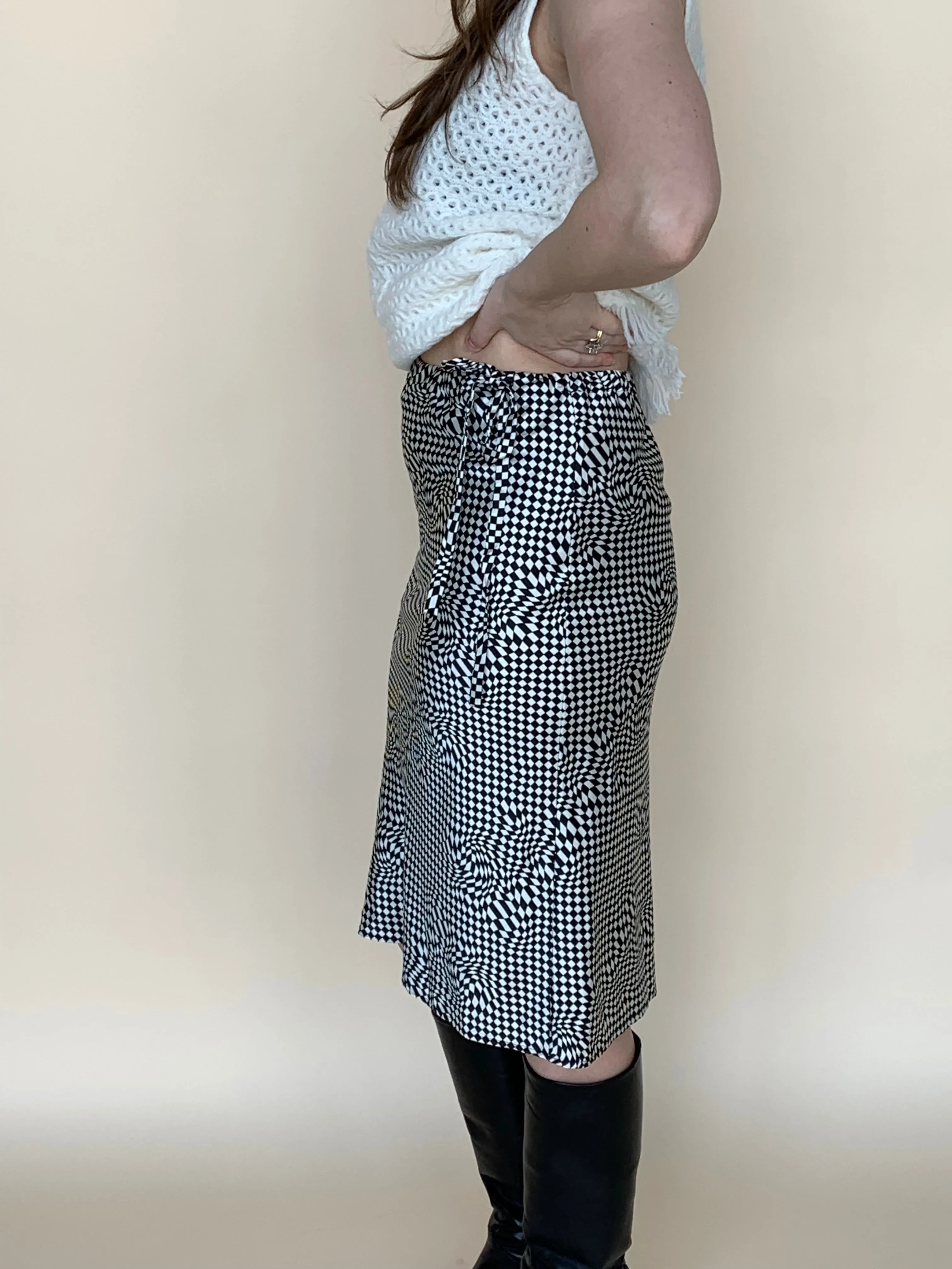 6397 harlequin check skirt